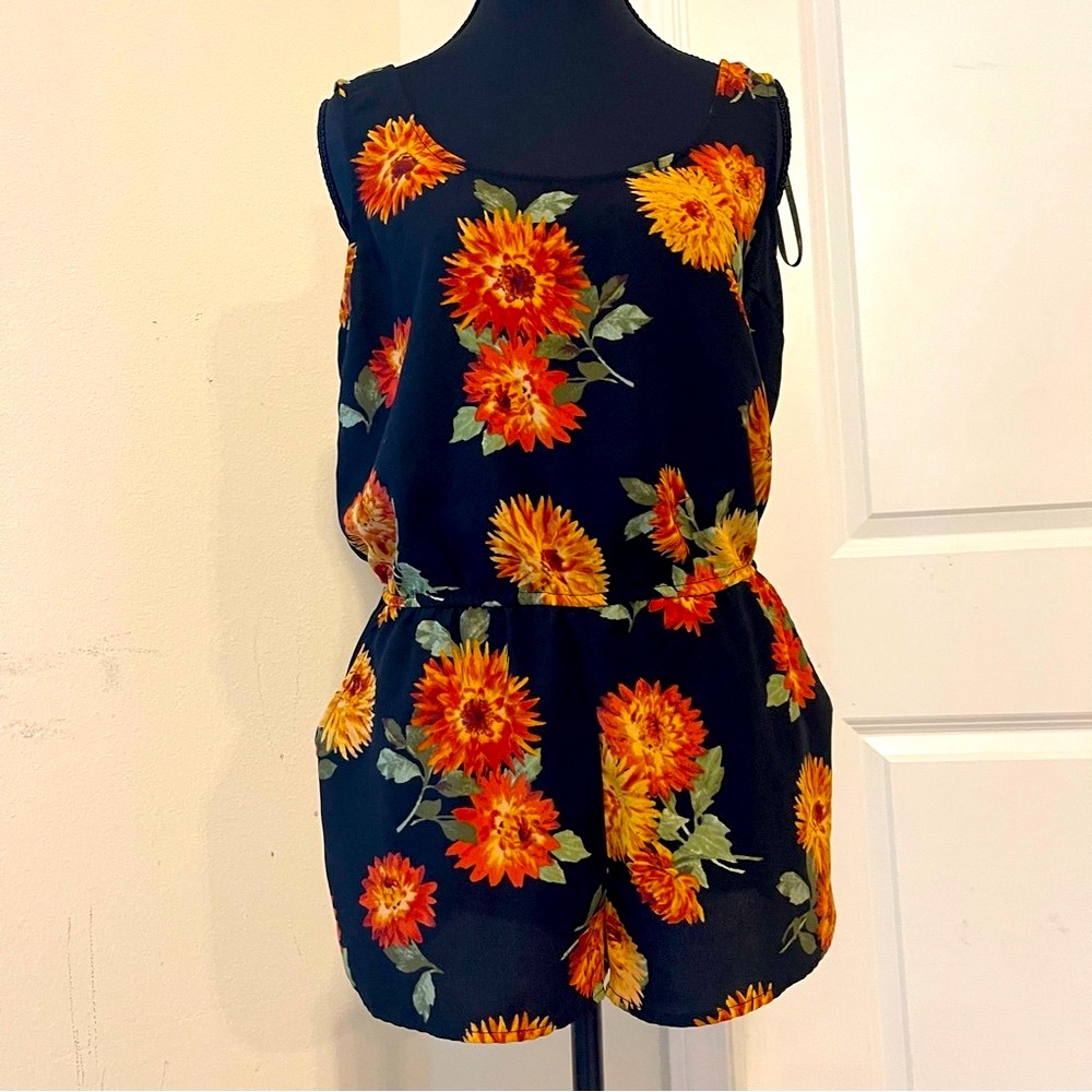 Forever 21 Black and Orange Floral Sleeveless Jumpsuit / Romper / S